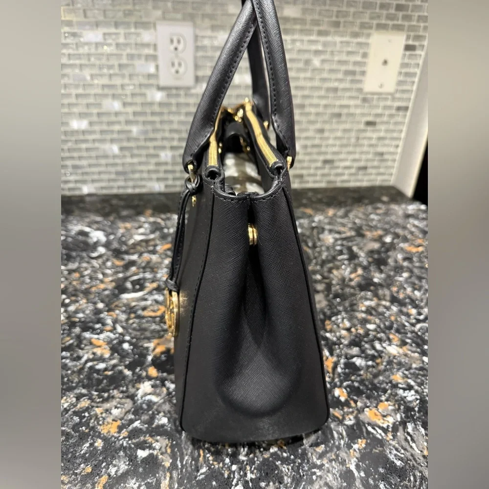 Michael Kors Sutton Black Leather Tote Bag - Picture 5 of 9